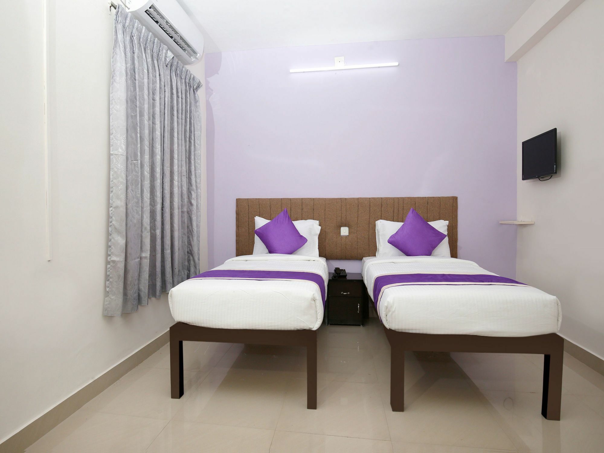 Oyo 9797 Hotel Vbee Plaza Thiruvananthapuram Dış mekan fotoğraf
