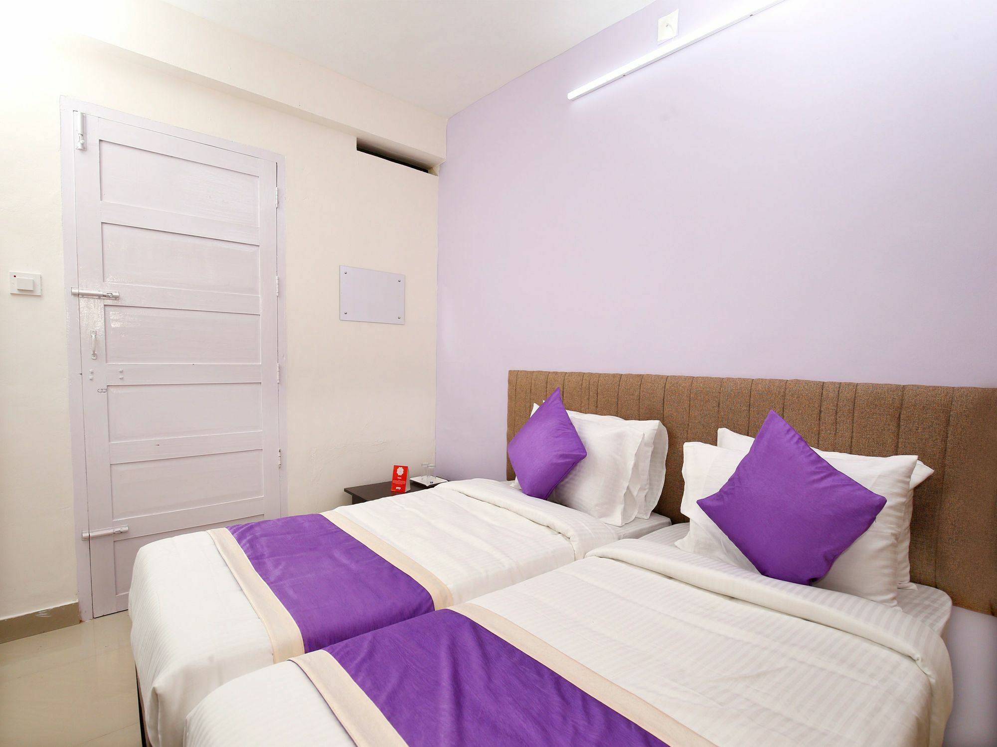Oyo 9797 Hotel Vbee Plaza Thiruvananthapuram Dış mekan fotoğraf