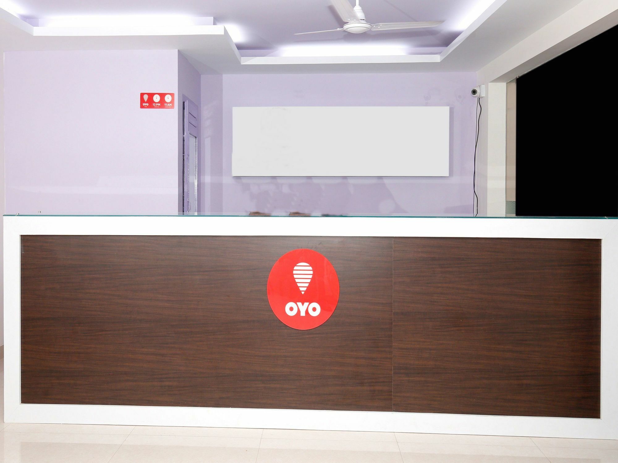 Oyo 9797 Hotel Vbee Plaza Thiruvananthapuram Dış mekan fotoğraf