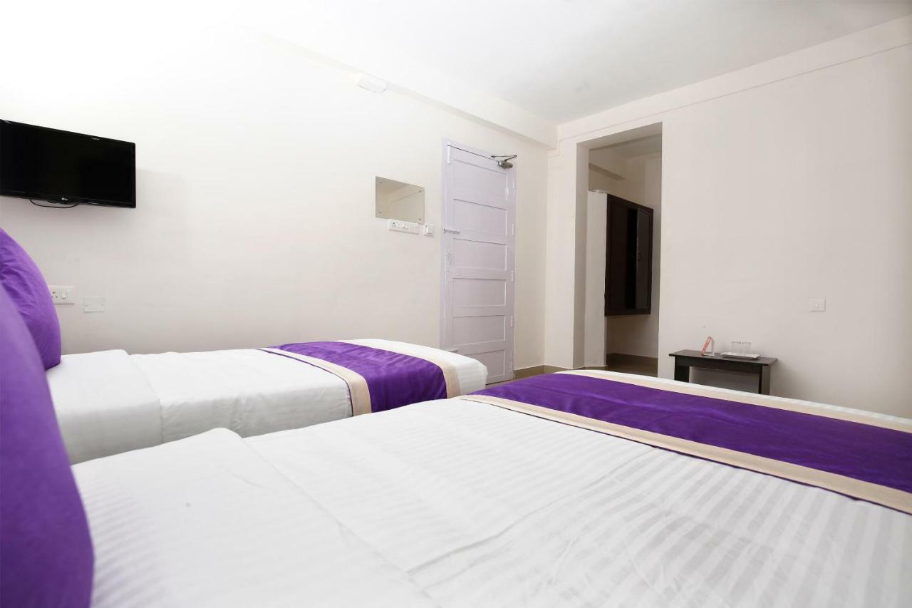 Oyo 9797 Hotel Vbee Plaza Thiruvananthapuram Dış mekan fotoğraf